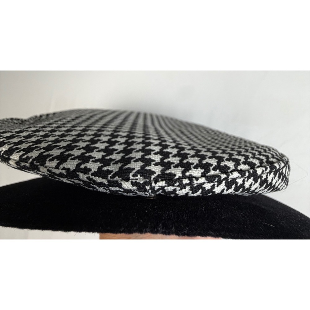 Vintage Houndstooth Newsboy Cap Black White Snap Brim Made in USA Small